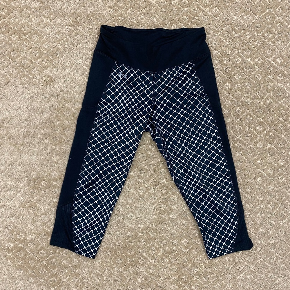 Under Armour Women's Fly-By Printed Run Capri
